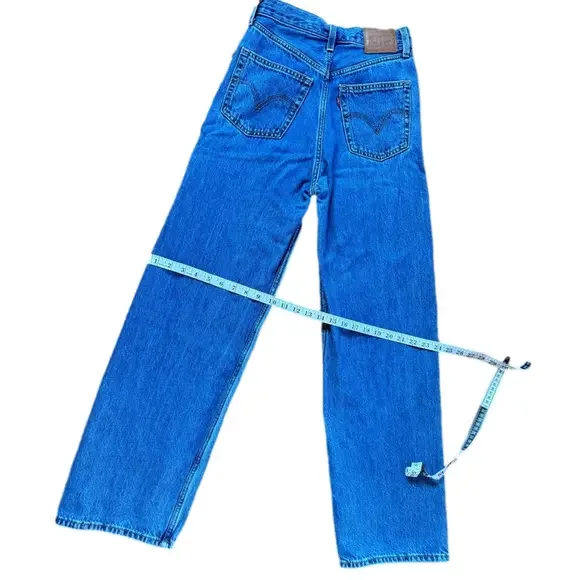 Women’s Levi’s Vintage High Loose Blue Jeans Size 25x31 - Picture 10 of 12